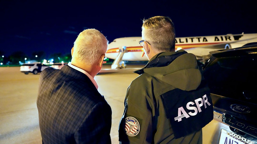 ASPRgov's tweet photo. ASPR is coordinating medical and operational support following the Hantavirus outbreak on the MV Hondius. Yesterday, repatriated Americans were transported via Department of State airlift to ASPR-supported Regional Emerging Special Pathogen Treatment Centers (RESPTCs) at the @NebraskaMed and Emory University.   https://t.co/SB0oI53WhO
