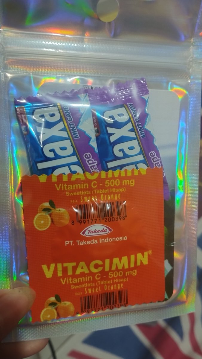 KeiAlvr's tweet photo. @laceyyia Halo kak, boleh trade sm vitamin kyk gini? https://t.co/O2IHwoSy4W