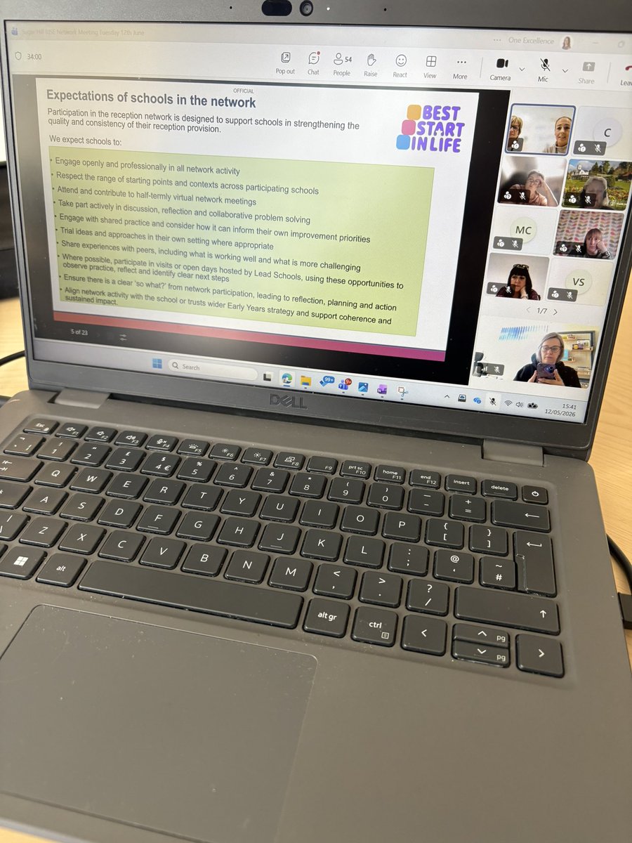 One Excellence English Hub tweet media