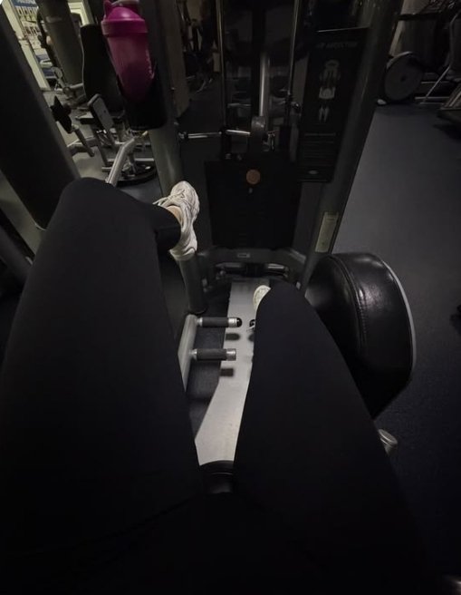 LaEly1106's tweet photo. E va bene dai, iniziamo a fare sul serio..
#gym #gymgirl #amati #fattibellaperte https://t.co/GMr5ecVH8r