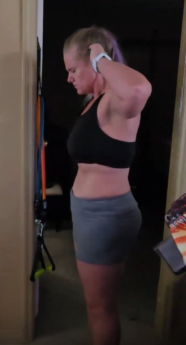 keolanut's tweet photo. Husband tore his bicep, so he’s officially my gym videographer. 😂 Looking down at the hidden 'Just Do It' on my shirt got me through the final set. Even his custom AI app 'Aries' called me a beast today. The back definition doesn’t lie. 💪✨

​#JustDoIt #WorkoutProgress #Fitness https://t.co/T9ZEAUEHJU