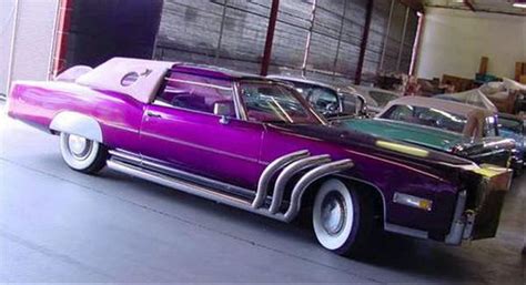 JohnC32116200's tweet photo. @thedaywar90 Looks like a pimp and his merchandise heading to their ride https://t.co/XDXXawAHSb