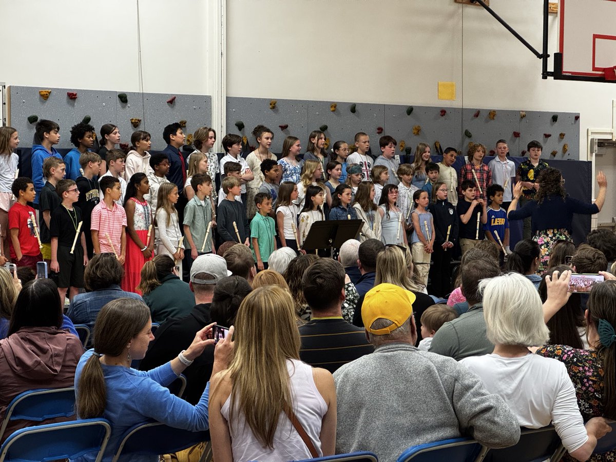 Lincoln Elementary School tweet media
