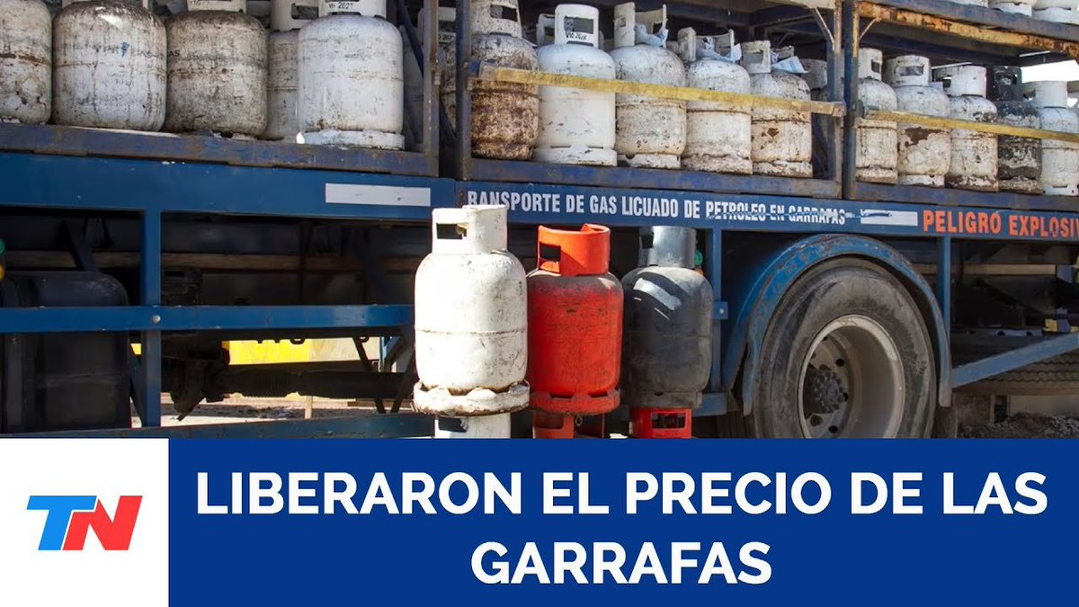 MoisesSolorza's tweet photo. @UNTDF @FMCentroTDF @gramonet Es cierto que el Estado Nacional se retira y ataca permanentemente a las provincias patagónicas quitando subsidios y dejando de aportar como el "Programa Hogar" y fondos fiduciarios para sostener tarifas, pero eso no es excusa para ajustar a los mas humildes, hay que resolverlo. https://t.co/KQWEAr904q