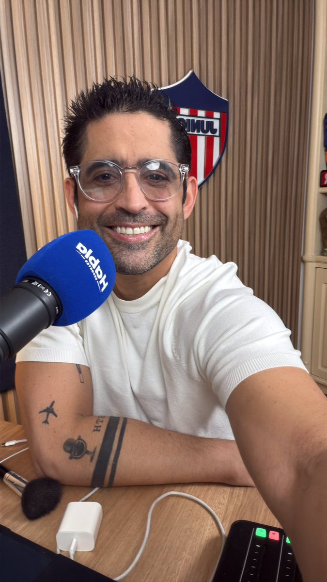 JuanSalvadorB tweet media