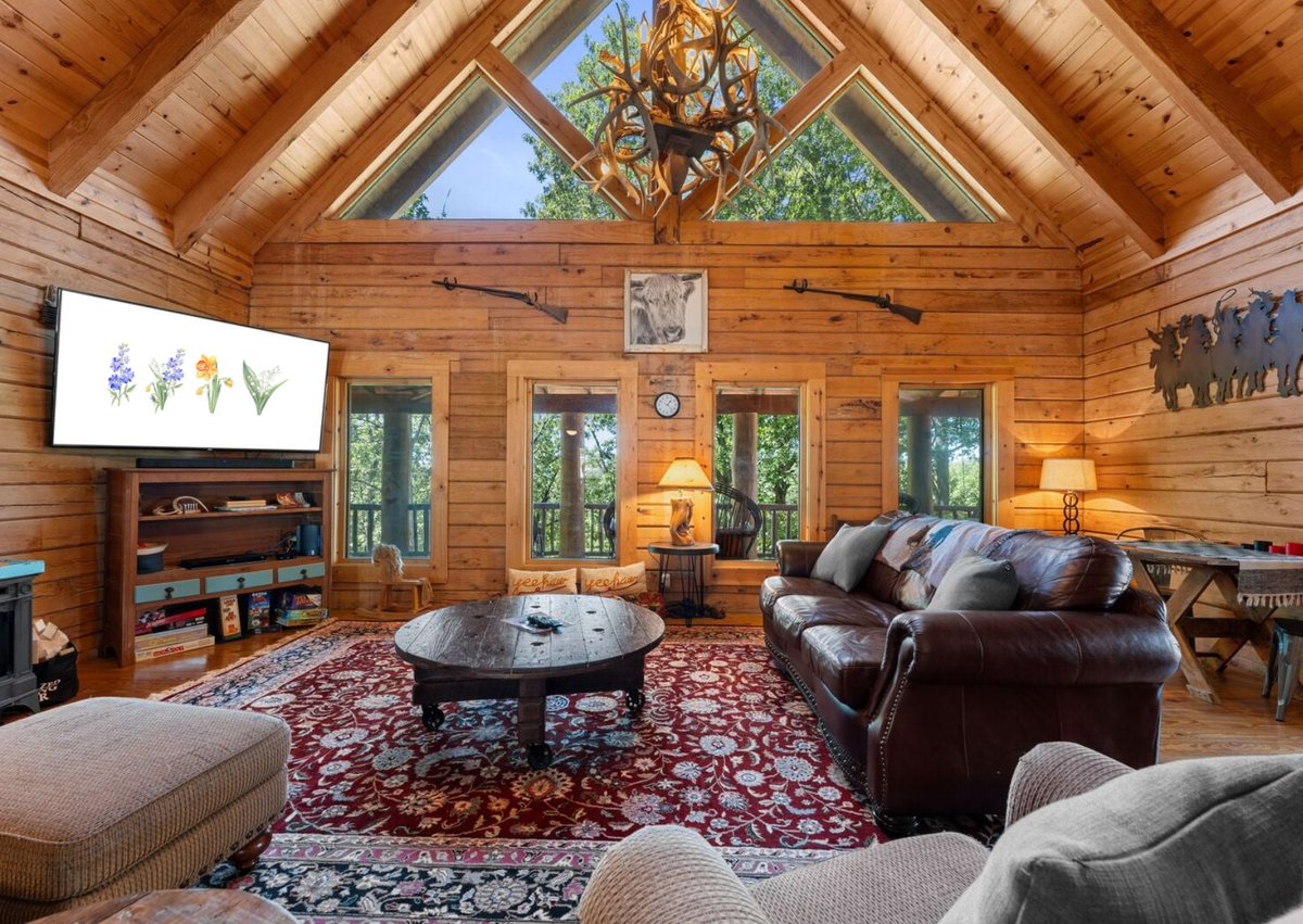 BransonRegal's tweet photo. The Art of the Stay_ 5 Ways to Maximize Your Branson Vacation Home Experience

https://t.co/DKZqT9mgQo https://t.co/qFGduLVqw7