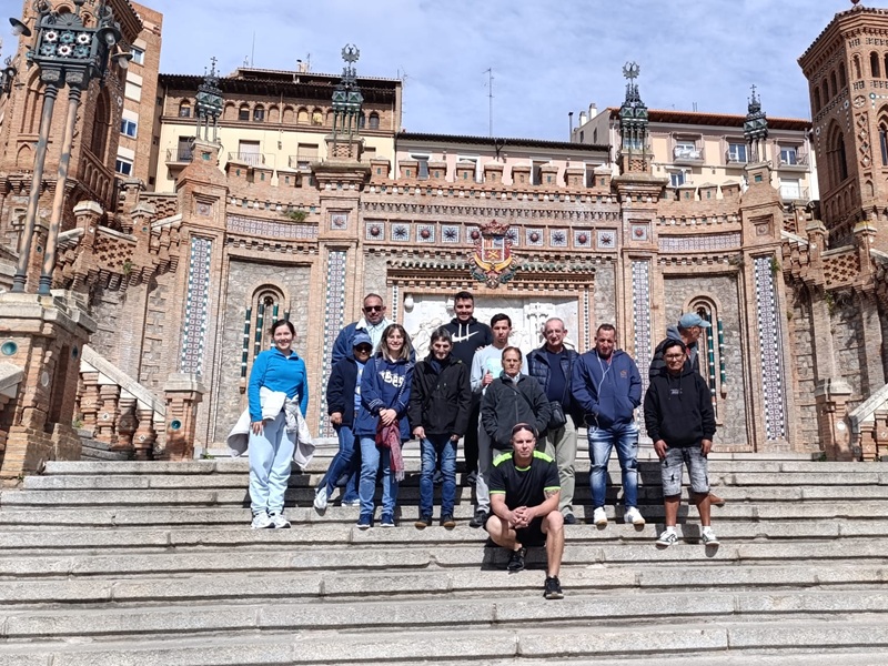 Fund_Mercedaria's tweet photo. Los días 9 y 10 de mayo, elquipo de Lleida realizó una salida de convivencia al Monas. de El Olivar junto a voluntarios y usuarios. Visitaron Teruel, Molinos y las Grutas de Cristal en unas jornadas de convivencia, compañerismo y comunidad. 
Gracias al Monasterio por su acogida🙏 https://t.co/ssdGXte8WY