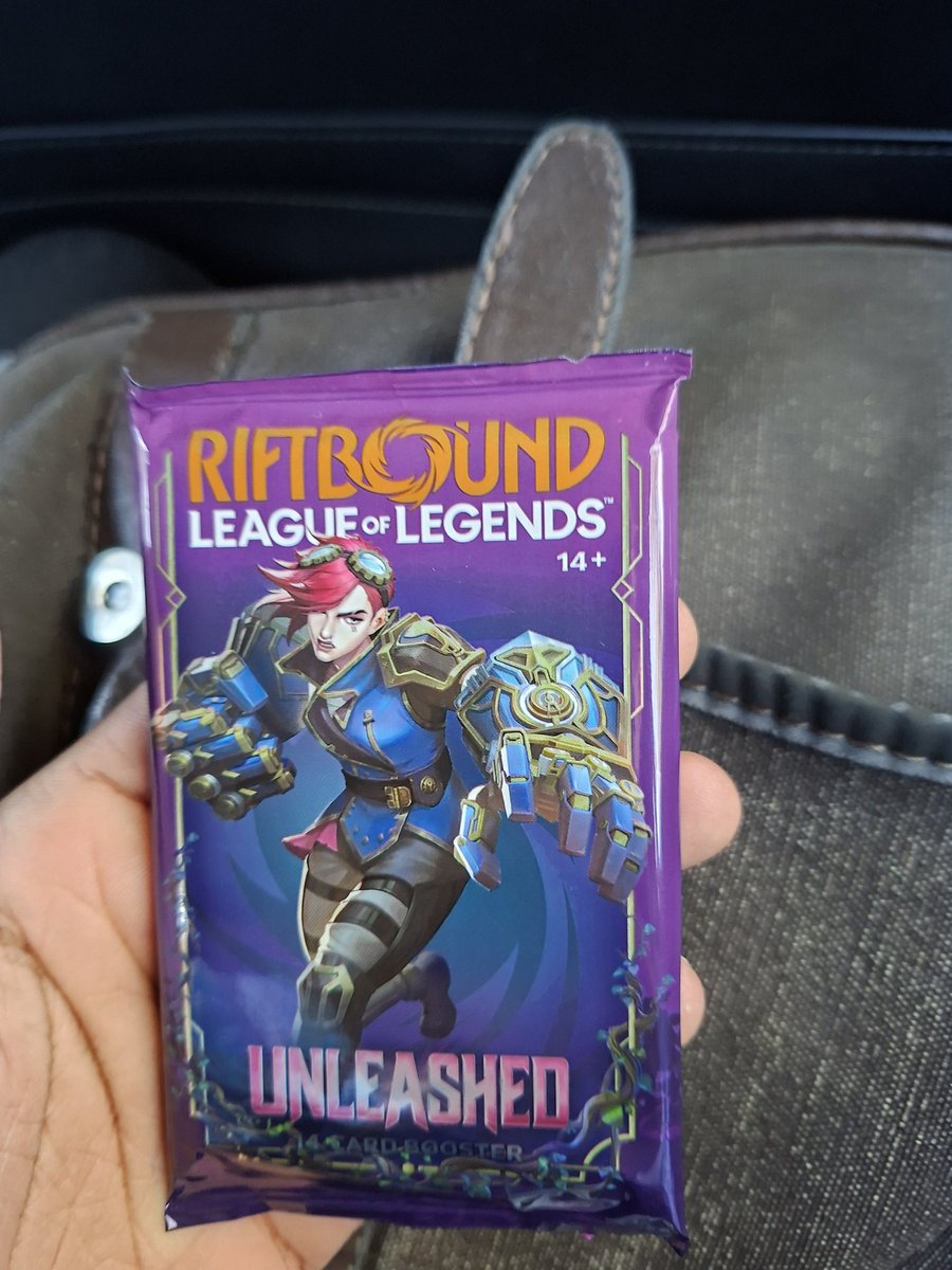welloor_'s tweet photo. tenho 30 anos.
E comprei um booster do riftbound.

sem "pais ricos" 
sem herança. 
eu não tive sorte.

eu estabeleci uma meta e a alcancei, disciplina, consistência e prioridades. https://t.co/IENPWPCXt7