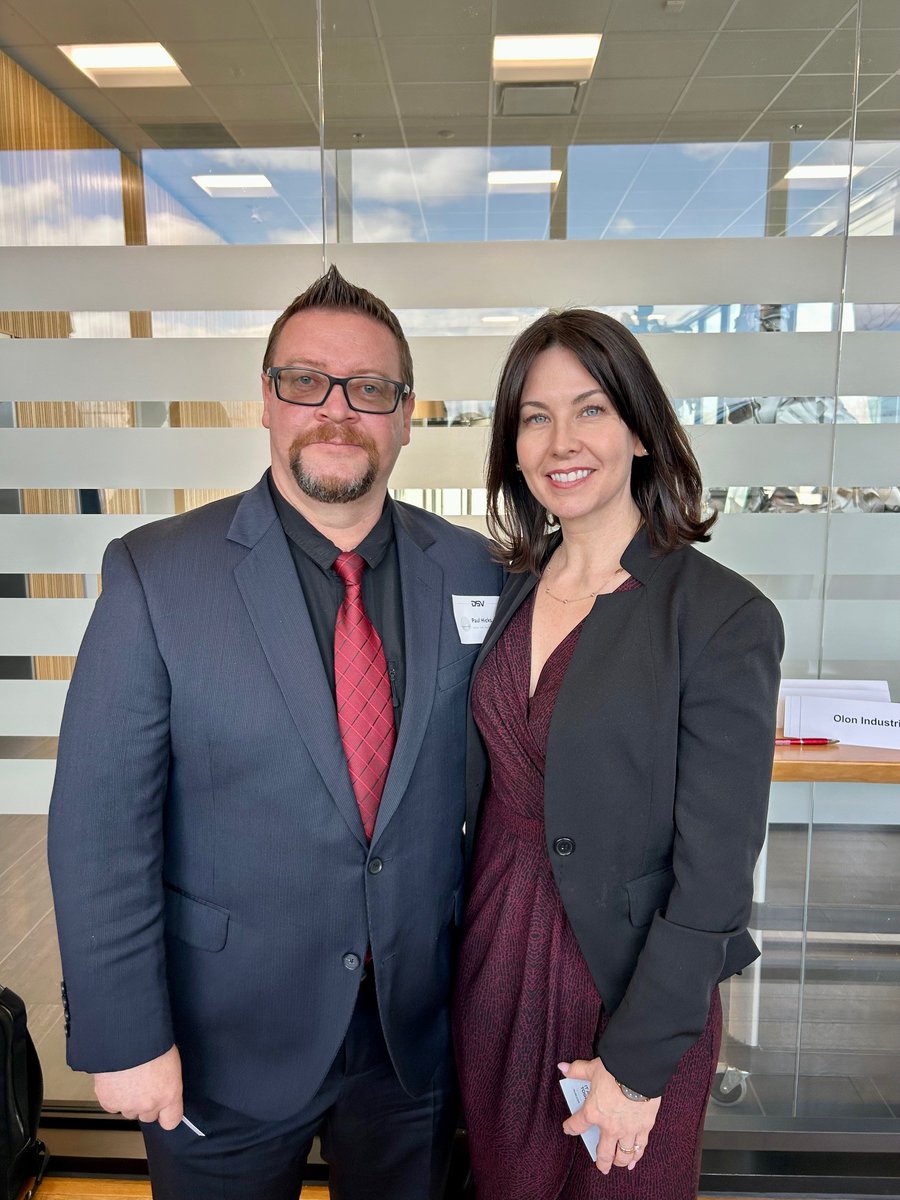 iamunioncanada's tweet photo. IAM was at the table representing workers’ voices during a business and trade roundtable with Minister Dominic LeBlanc in Milton, alongside MP Kristina Tesser Derksen and leaders from across business, labour, and industry. https://t.co/Lojrk7McKQ