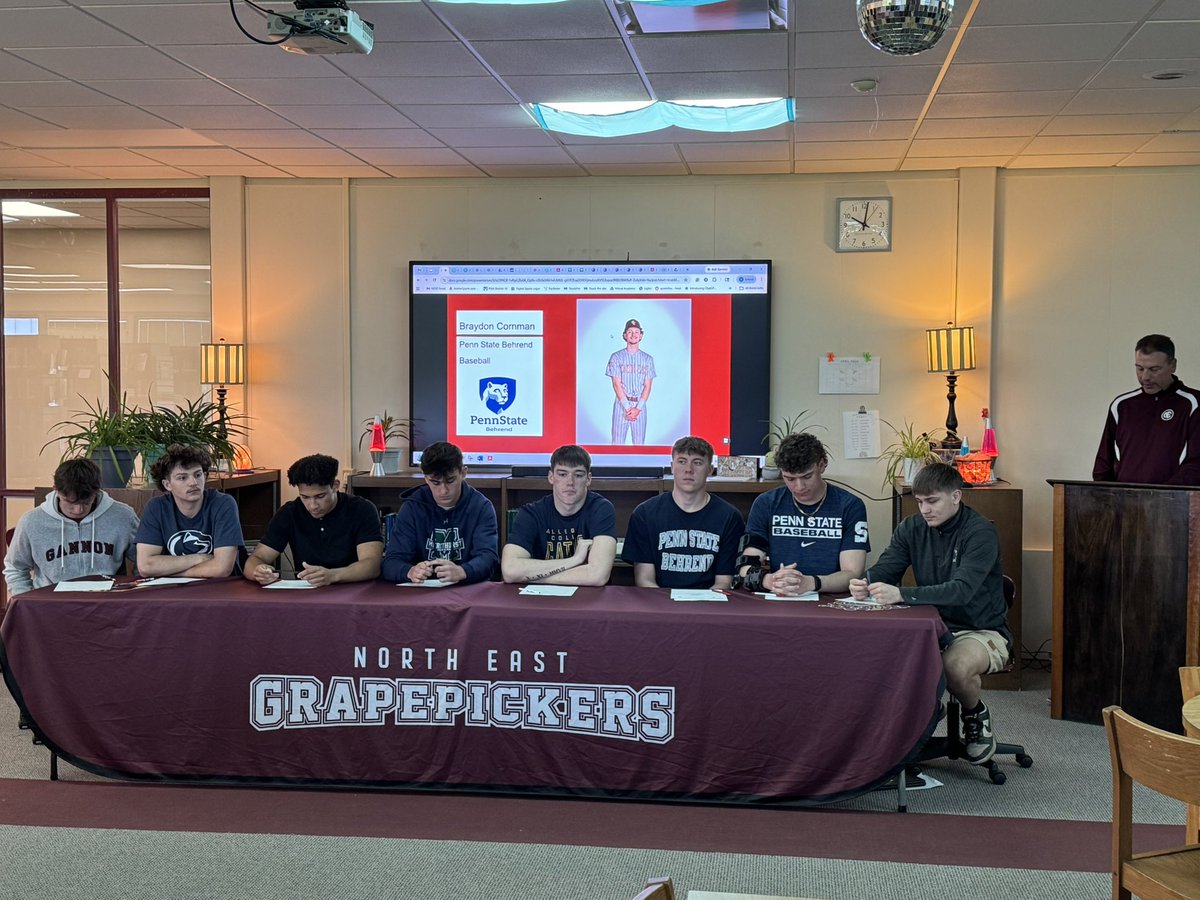 ETNreisenweber's tweet photo. North East Signing Day! https://t.co/CzWuc2NHRv