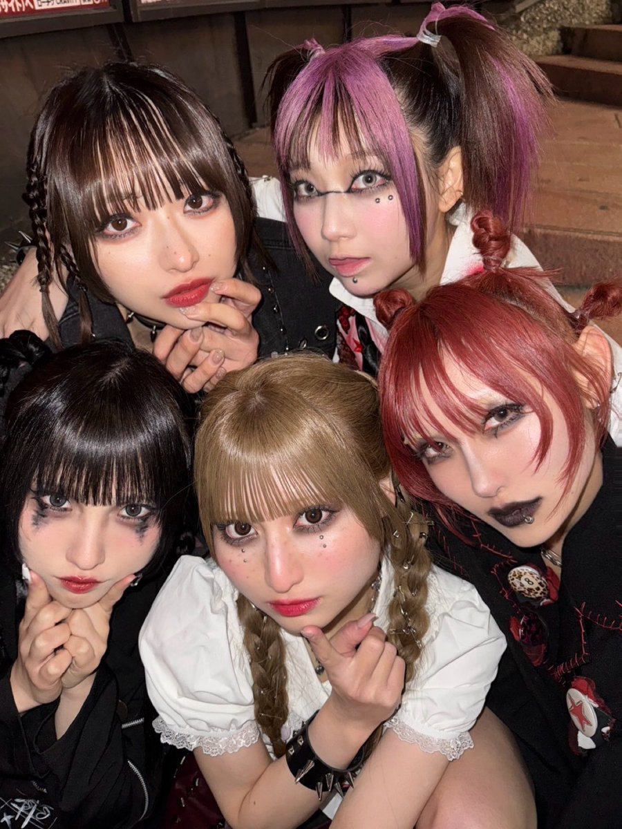 アヤ・エイトプリンス tweet media
