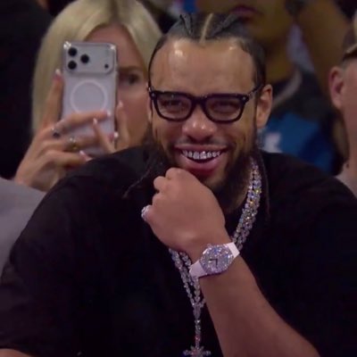 A🏀A tweet media