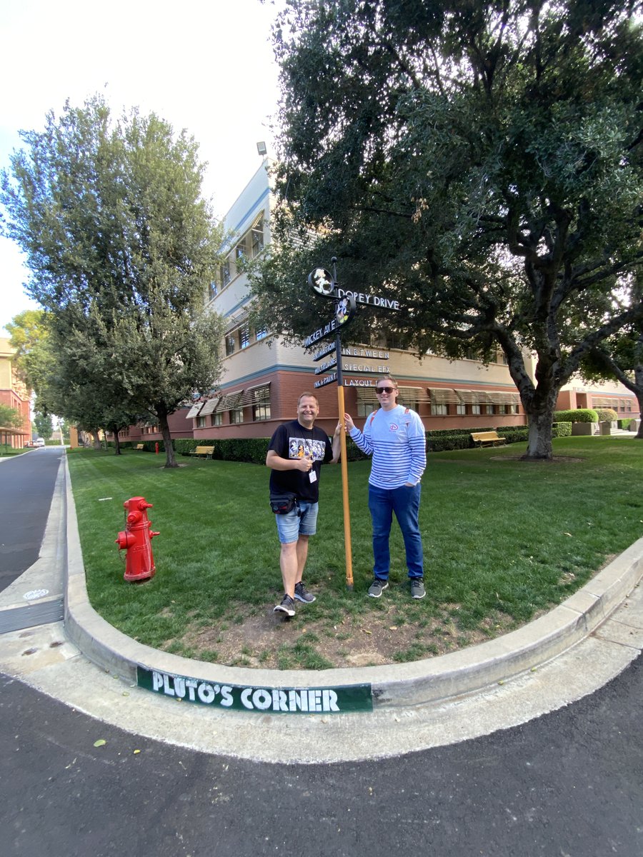 PixieDustPlus's tweet photo. Throwback to our visit to the Walt Disney Company HQ &amp; Studio Lot in Burbank, California.

#disneystudios #waltdisneycompany #burbank #disney #california https://t.co/eZXRdL3rds