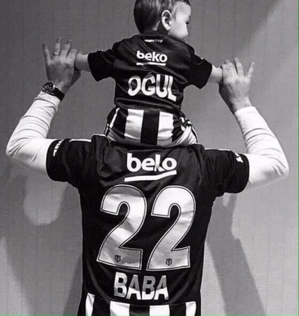 archivebesiktas's tweet photo. bu dünyadaki cenneti yaşamak https://t.co/RsxeQs6PVJ