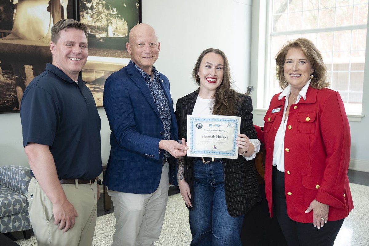 LATechCEHS's tweet photo. Hannah Hutson, @LATechKines graduate student, is expanding her research in sport and exercise psychology with LTARC and AFGSC!

Learn more: https://t.co/fPxPUBBhMR https://t.co/mwEGto7prE