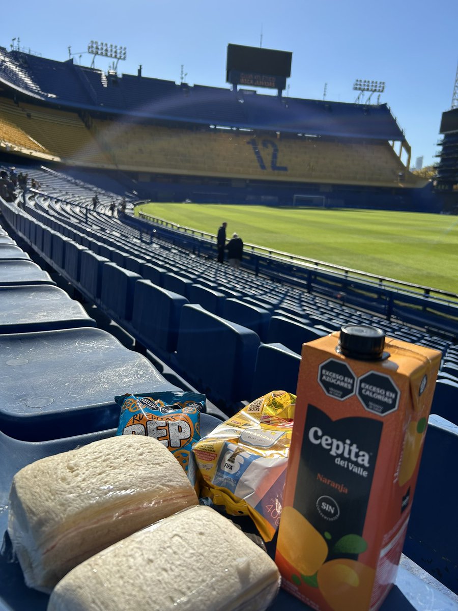 PelliTyno's tweet photo. 🗣️El almuerzo perfecto no existe
El almuerzo: https://t.co/mLSKIYBUOf