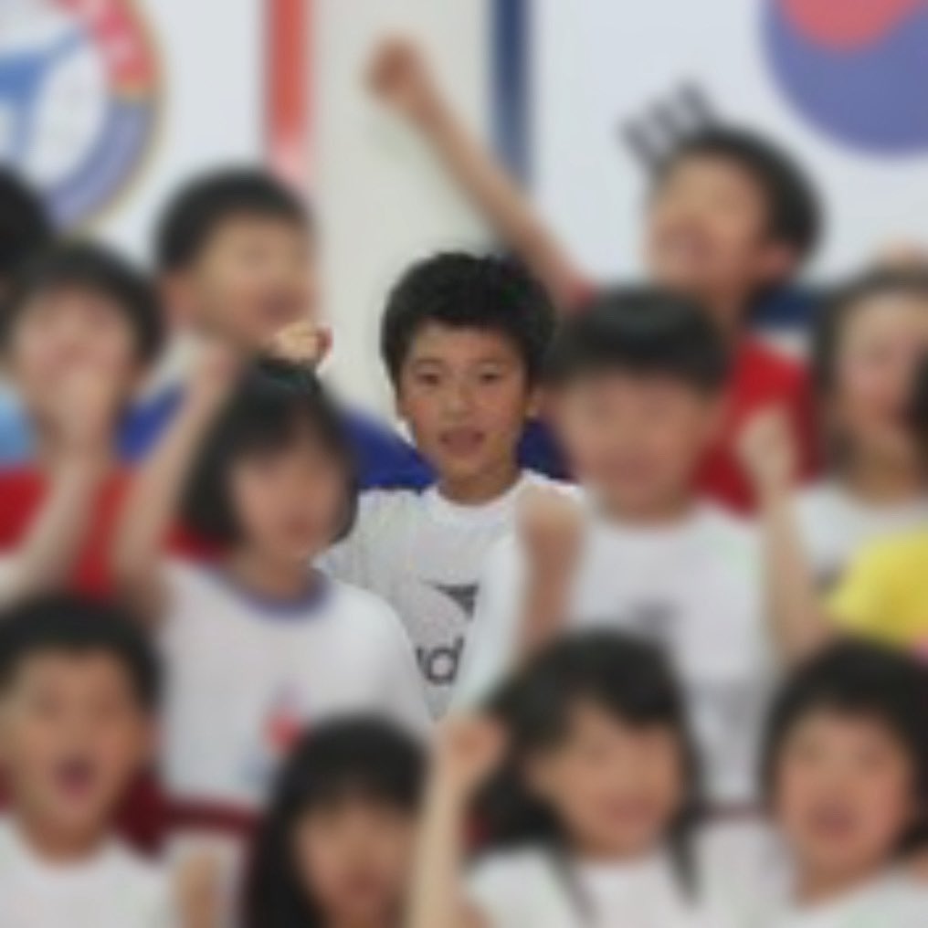 토 tweet media