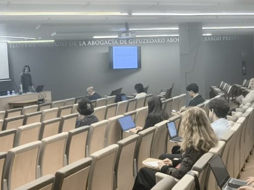 ICAGInforma's tweet photo. Curso/kurtsoa: El proceso contencioso administrativo / Administrazioarekiko auzi-prozesua. Con Virginia Senosiain. https://t.co/C2cI9PJBLL
