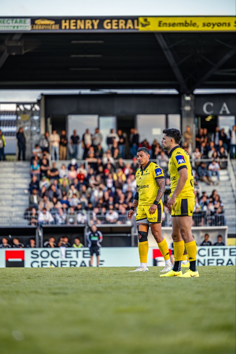 us_carcassonne's tweet photo. 𝑳𝒂𝒔𝒕 𝒅𝒂𝒏𝒄𝒆 à Domec ✨

#USCCAB #DéfendreNotreCité ⚔️ https://t.co/49xV3xQhB6
