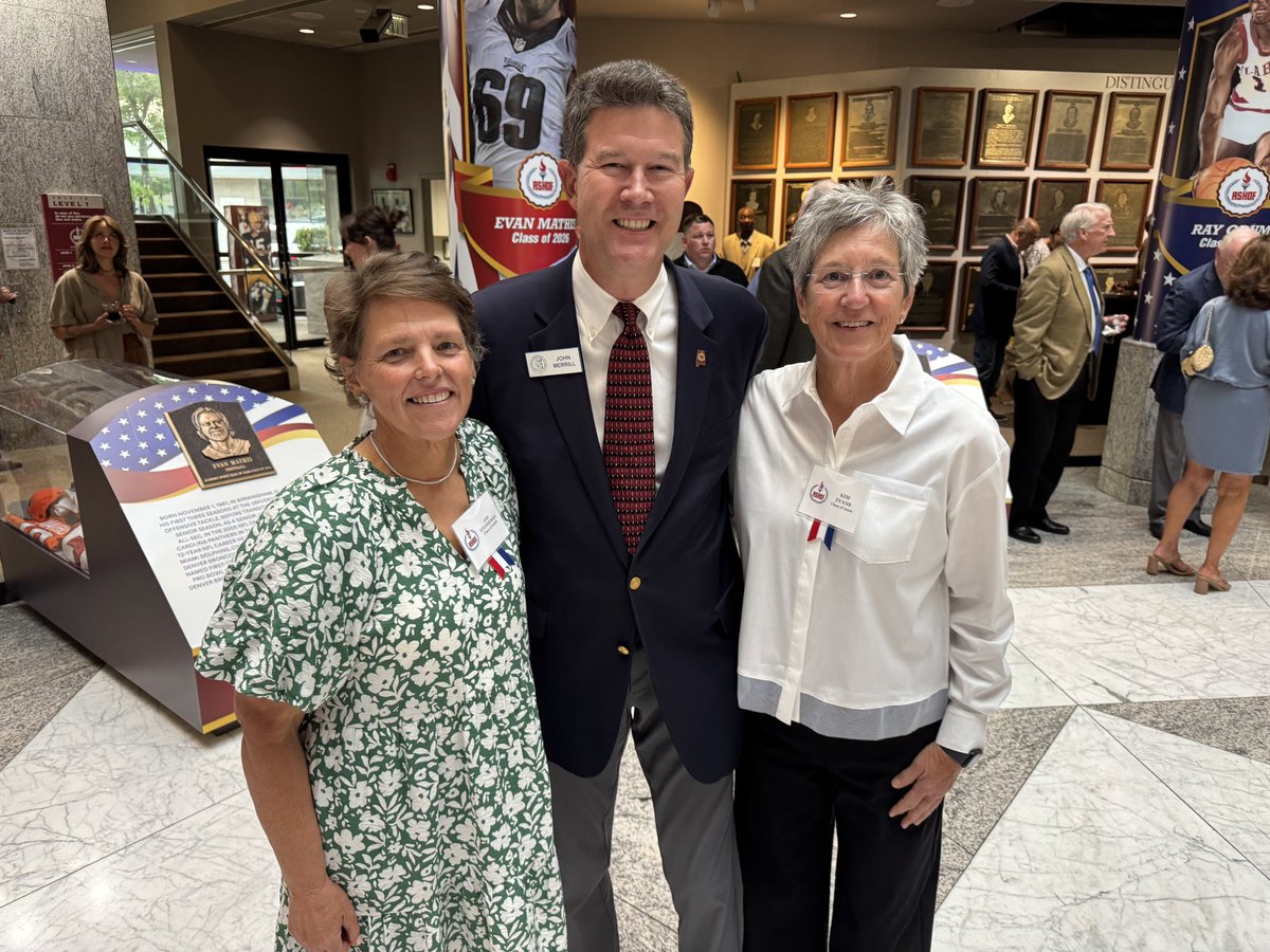 JohnHMerrill's tweet photo. It was a great weekend in #Birmingham for the 58th Annual Induction Ceremony for the #AlabamaSportsHallofFame! Congratulations to Jeff Brantley, Jason Campbell, John Copeland, Kim Evans, Evan Mathis, Ray Odoms, Les Studeman, and Tommy Tuberville! #All67 #ALPolitics #ASHOF https://t.co/LsJaLyaGVV