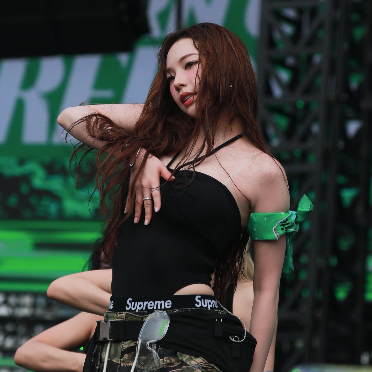 kpopdataz tweet media