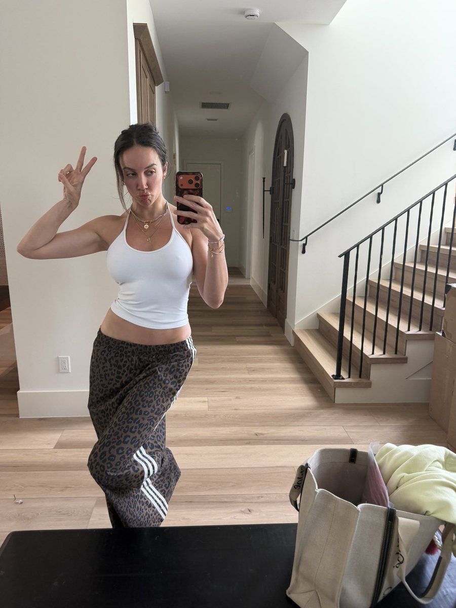 CHELSEA GREEN tweet media