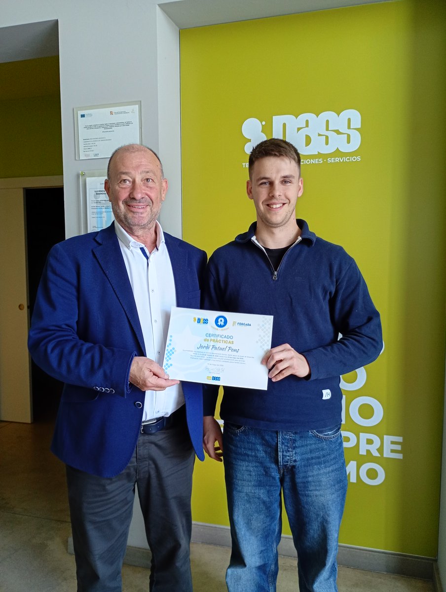 DASS_TECNOLOGIA's tweet photo. Hoy Jordi termina su etapa de prácticas en nuestro departamento técnico, y la verdad es que deja huella.

Gracias por todo este tiempo, Jordi, por tu trabajo, tu predisposición y tu forma de afrontar cada reto. 

¡Mucho éxito en el camino que empieza! 🚀

#WeDass https://t.co/AIAQxOkx1j