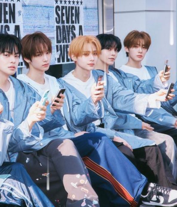 S..♡꙳ tweet media