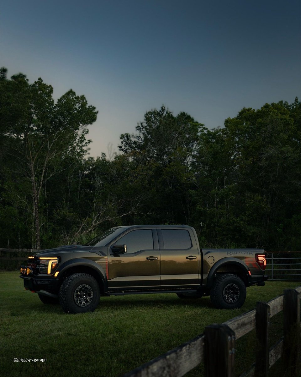 PoageFord's tweet photo. Ready for every day. Made for the weekends.

2025 F-150 Raptor R with aftermarket equipment and extra cost color shown. https://t.co/YoOBNuMPyM