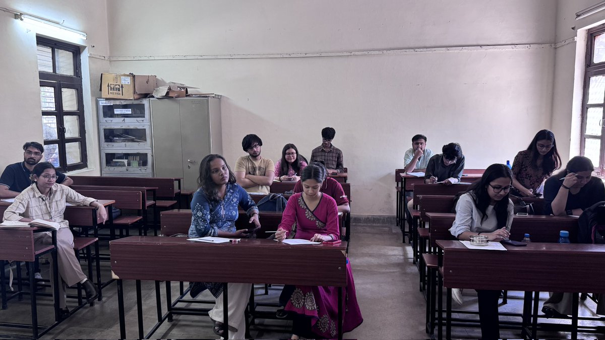 The Symposium Society- Hindu College tweet media