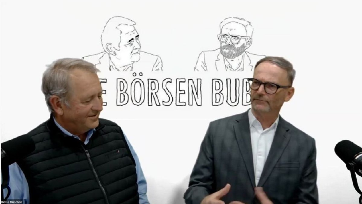 bayboerse's tweet photo. Die Börsenbuben, Mani Schmid und Uli Kirstein waren wieder live. Es ging vor allem um die aktuelle Berichtssaison. Die US-Börsenaufsicht SEC will keine Quartalsberichte mehr. Außerdem Unicredit und Commerzbank, GameStop und eBay:

https://t.co/rbXuJHeHsa https://t.co/NqWMLBSkfj