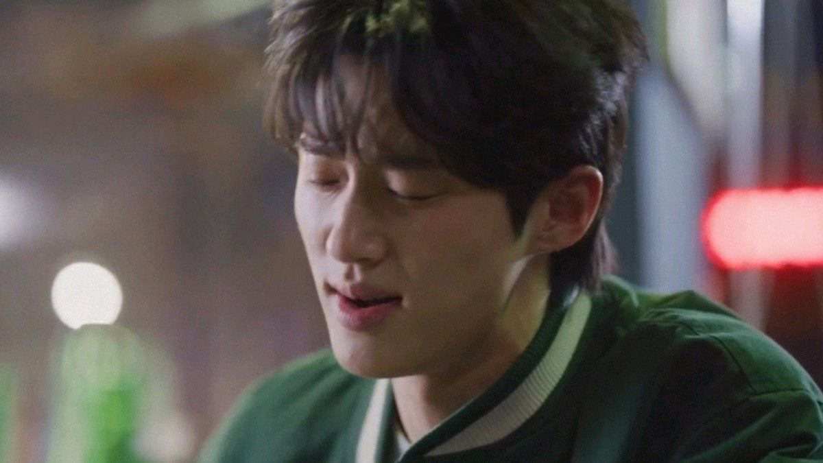 seoksamo's tweet photo. —i have loved you in every version of your role, every emotion and every version of you that you chose to share with us. 

happy 10th anniversary byeon wooseok, cheers to many more years of your craft♡

#앞으로도_한걸음씩_변우석과함께
#APerfectDecadeOfByeonWooSeok
#ByeonWooSeok https://t.co/HN1aU8Ws4D