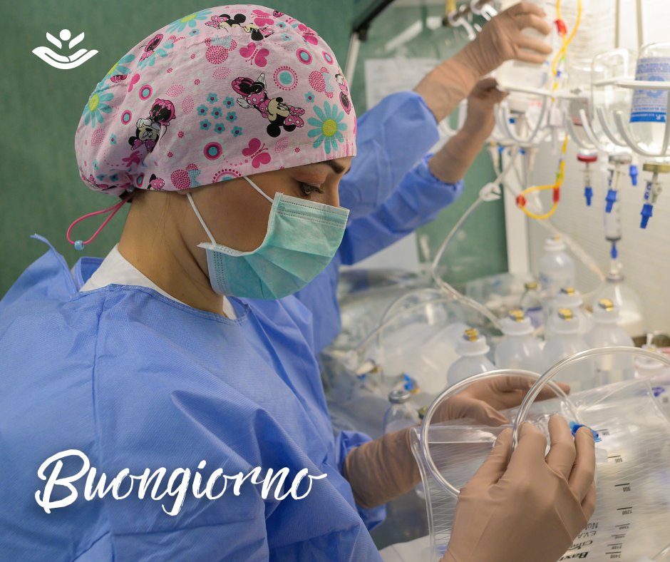 bambinogesu's tweet photo. #buongiorno dalla Farmacia ospedaliera, dove ogni giorno vengono preparate terapie e farmaci su misura per le esigenze dei bambini e ragazzi ricoverati. https://t.co/KrBYiCzjxN