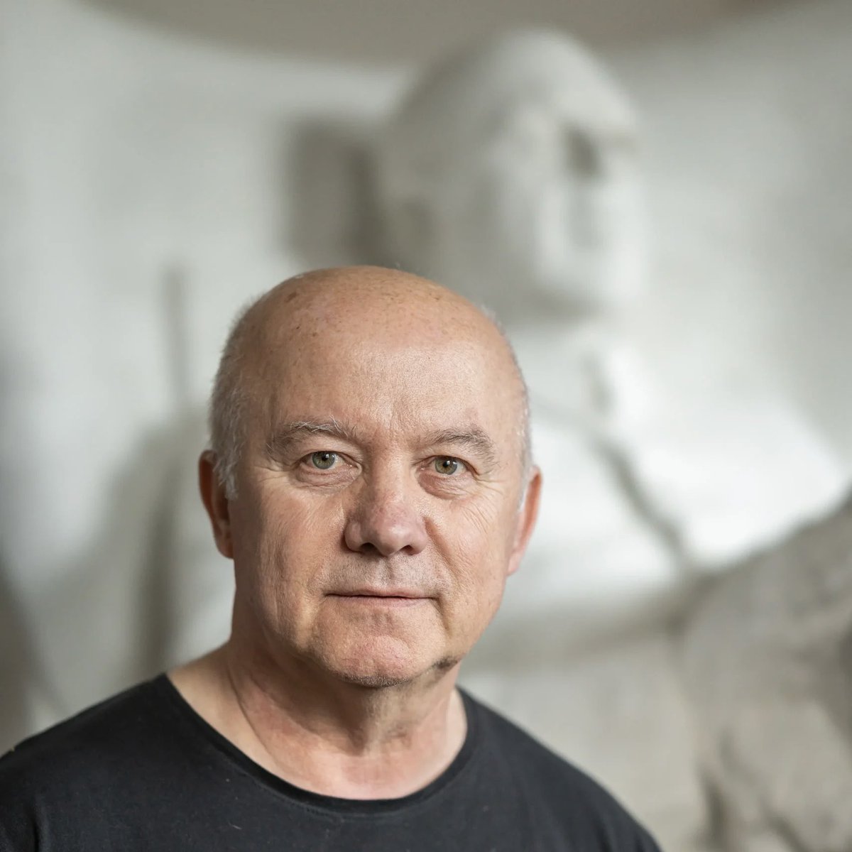 bartnikp23's tweet photo. WHAT A NEWS! To celebrate the 100th anniversary of the Polish city Gdynia, a bronze sculpture of the famous Ernst Stavro Blofeld, born in Gdynia, will be erected in the park on the Seaside Boulevard! On May 30, 2026, the opening of a plaster model of the sculpture will take place https://t.co/I2waKx5wvl