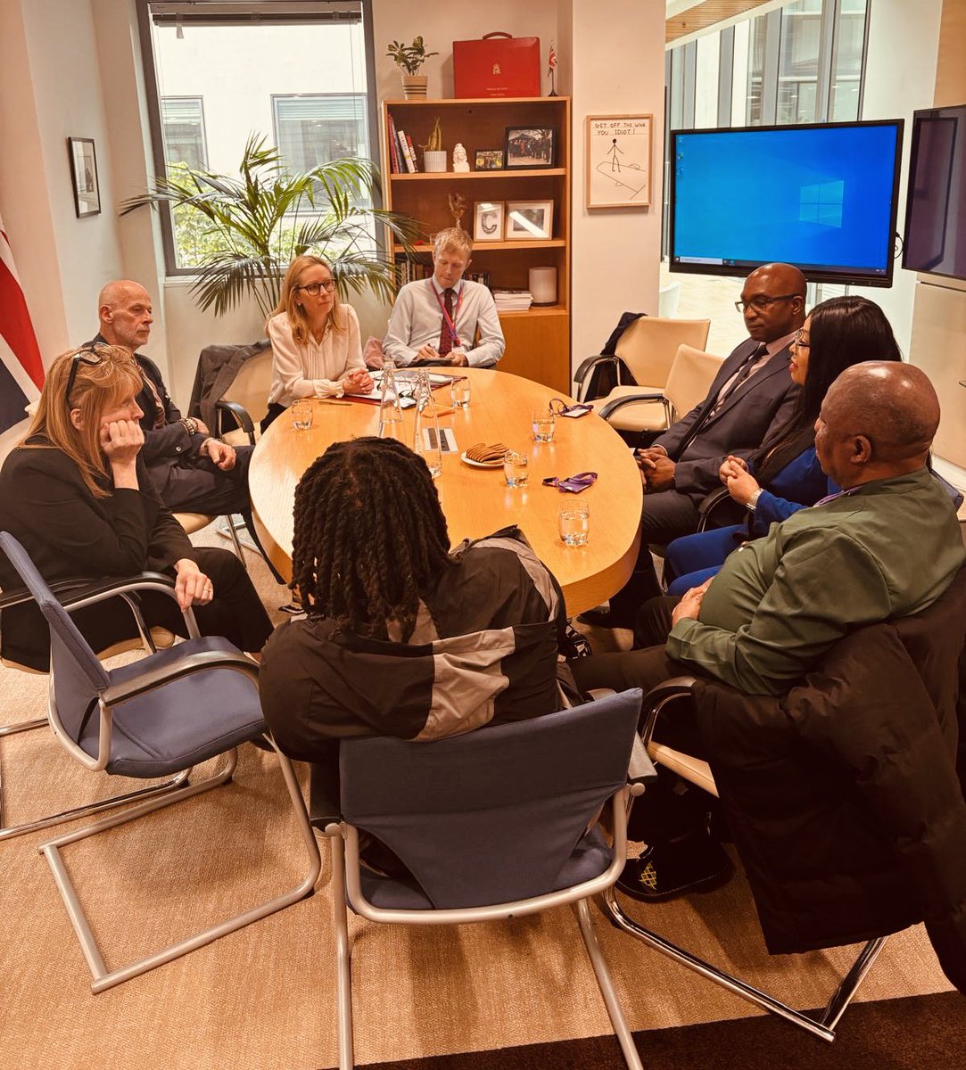 LucyRigby's tweet photo. My sincere thanks to the family &amp; representatives of Fred Shand &amp; Louis Ryan Menezes for sharing their experiences of knife crime with @ukhomeoffice Minister @LabourSJ today.

Together we will tackle the scourge of knife crime &amp; ensure families to do not have to bear this pain. https://t.co/uVmRRosYDv