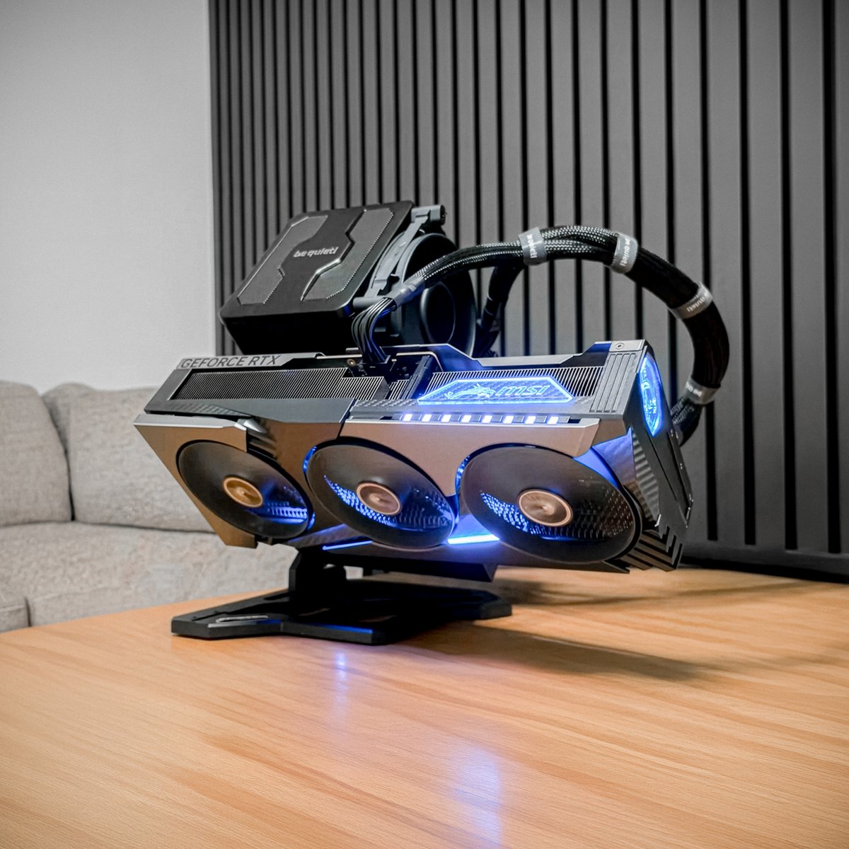 bequietofficial's tweet photo. mati.galli showcases Dark Rock Pro 5 in a pure open-frame build with a clean, futuristic aesthetic that puts every detail into focus.
#bequiet #DarkRockPro5 #OpenFrameBuild #PCBuild #GamingSetup https://t.co/CrG0qYMrVr