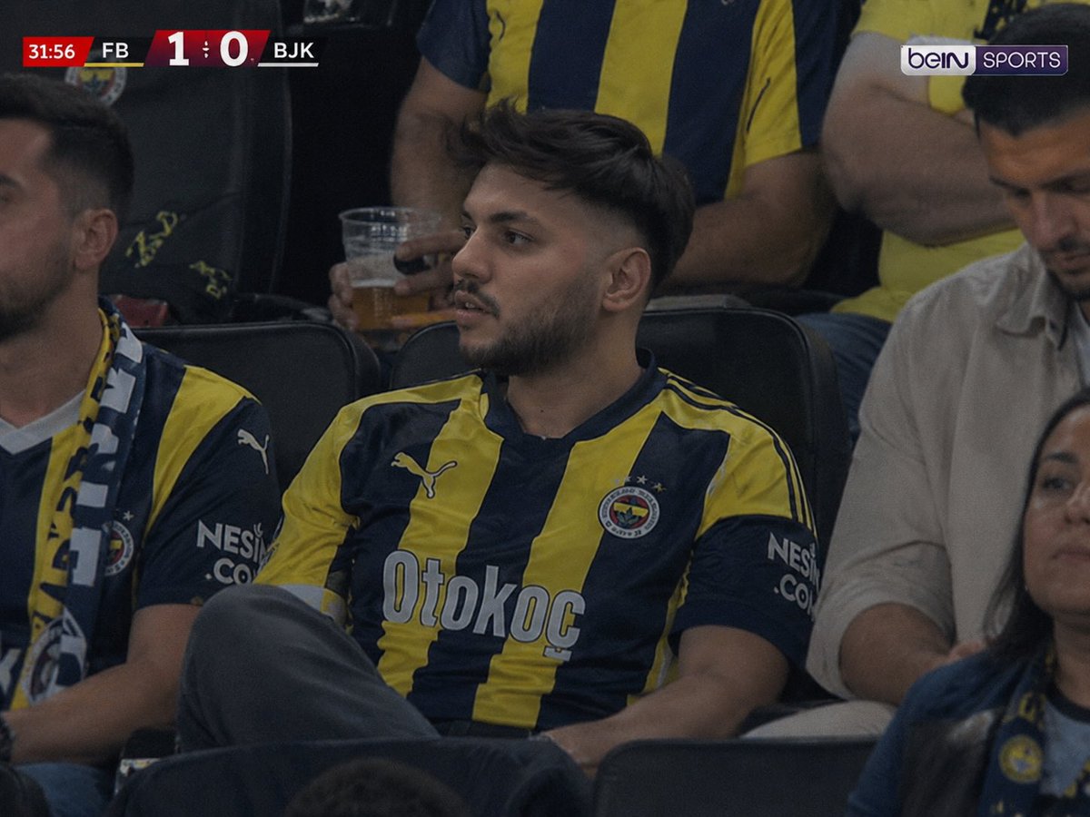 ulanburki's tweet photo. milletle taşak geçtikten sonra merak edip yapışım.. benim tutarsızlık https://t.co/ZiP7PpWoFk