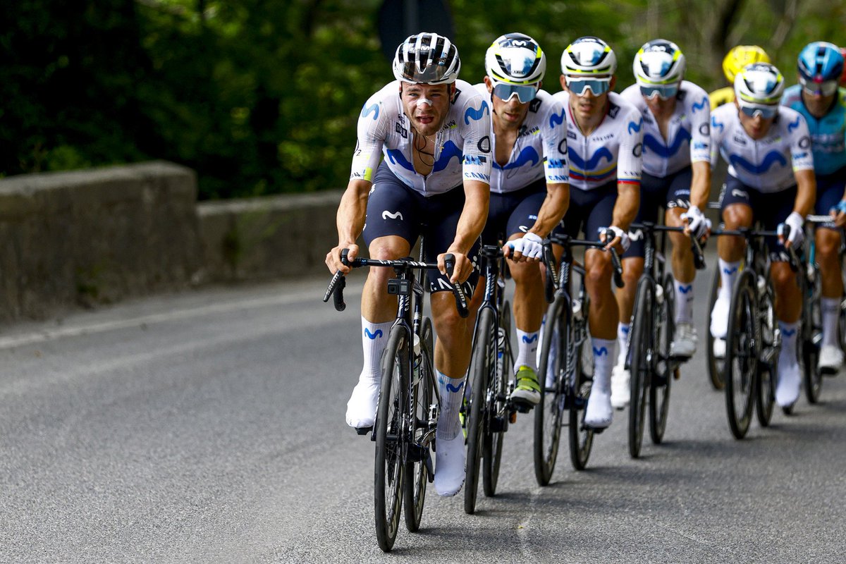 Farolillo_Rouge's tweet photo. 👏👏 Solo queda aplaudir el ENORME trabajo de todo @Movistar_Team hoy para la lucha de la etapa con Aular 🇻🇪 Incluso con Enric cerrando huecos 🤩

Al final se dio al palo 🥈, pero quien no lo intenta no lo consigue 💪

¡GRANDE equipo! Esta es la actitud 🙌

#GirodItalia 🇮🇹 https://t.co/rDLA5uoaET