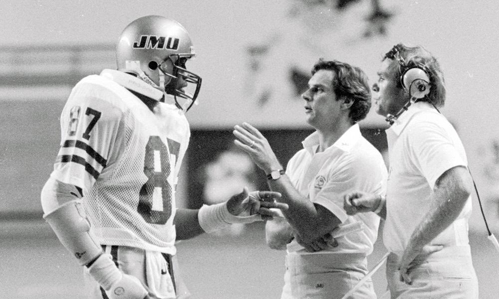 PotusFour's tweet photo. @Super70sSports https://t.co/ZXuSGd88QI