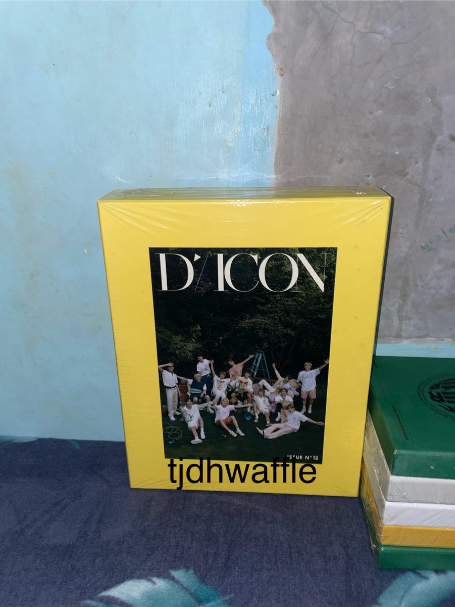 tjdhwaffle's tweet photo. wts/lfb

ateez sealed albums zero: fever epilogue (all ver available)
ateez zero: fever part 1
ateez the world ep 1 movement (all ver avail)
seventeen d'icon issue no. 12

#ateez #svt #seventeen #fever #theworld # #dicon #feverepilogue #sealedalbums #feverpart1 https://t.co/de3hiAOGwO