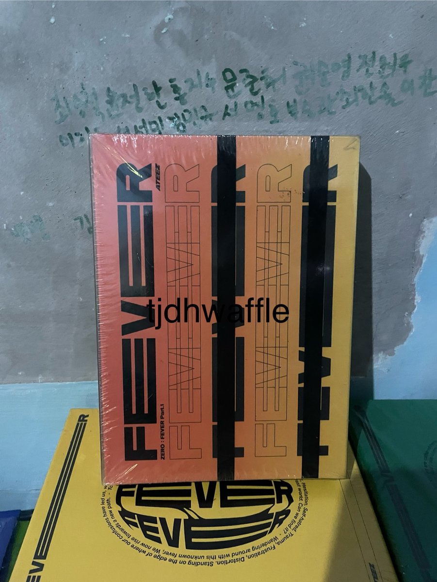 tjdhwaffle's tweet photo. wts/lfb

ateez sealed albums zero: fever epilogue (all ver available)
ateez zero: fever part 1
ateez the world ep 1 movement (all ver avail)
seventeen d'icon issue no. 12

#ateez #svt #seventeen #fever #theworld # #dicon #feverepilogue #sealedalbums #feverpart1 https://t.co/de3hiAOGwO