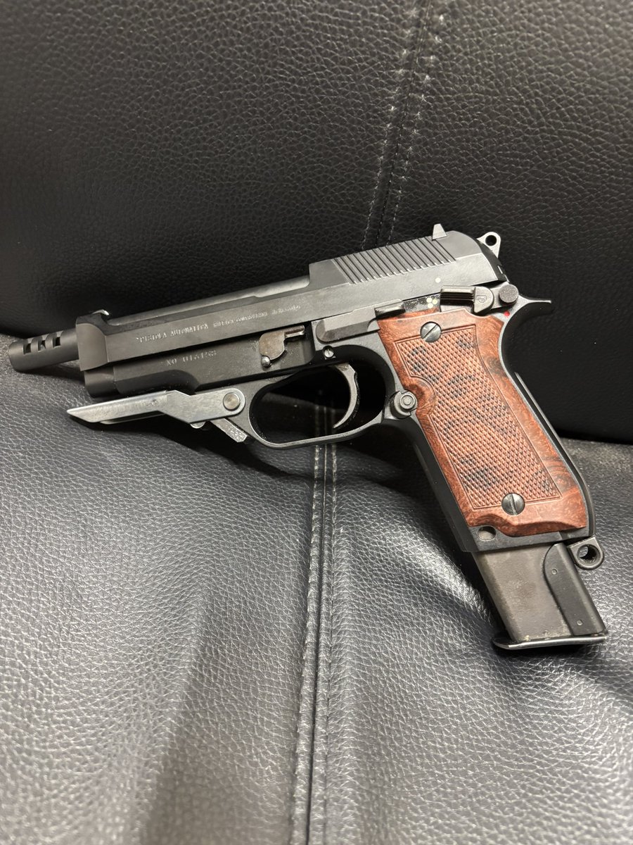 ミリタリー物販 KSC M93RII システム7 ヘビーウェイトかと思い込んだら