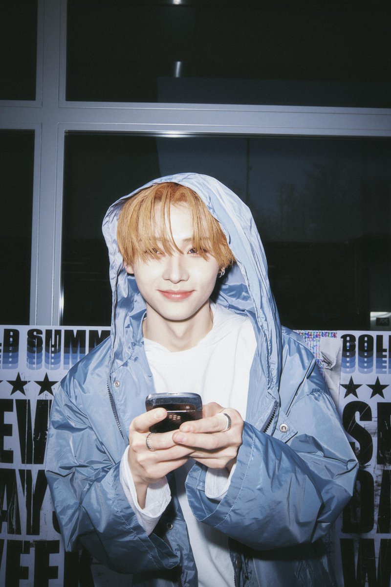 데이 tweet media