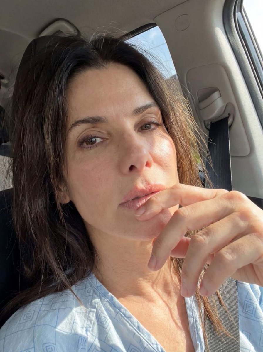 Sandra Annette Bullock Fans Page tweet media