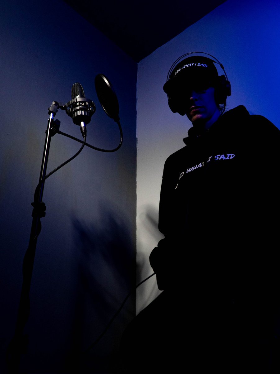 ASuddenSilence's tweet photo. "If my music was as fake as you all like to claim it is,
it would still / sound more real than you ever will"

📸 ~ 'An Untold Story'
https://t.co/a9mgJDckrQ https://t.co/m4blR12lrP