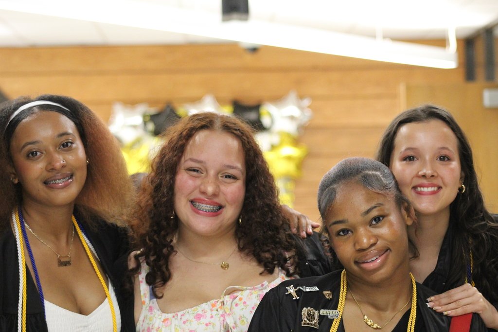 Oak Forest High School tweet media
