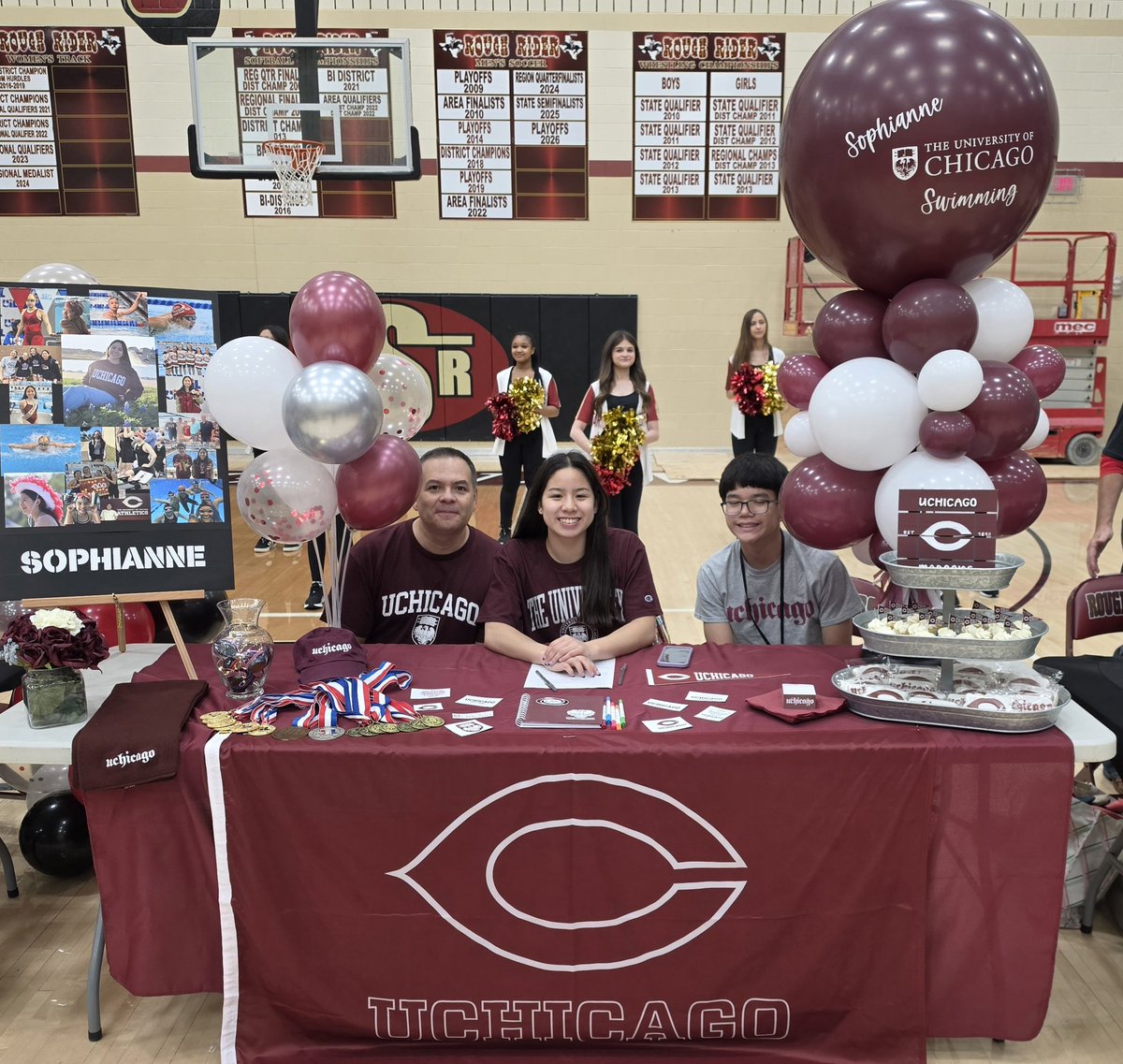 swimcoachgiles's tweet photo. Today we celebrated Sophianne's commitment to swim for the University of Chicago Maroons!
@emsisdathletics @RRSABC @saginawhstx https://t.co/MLVKF2O8N0
