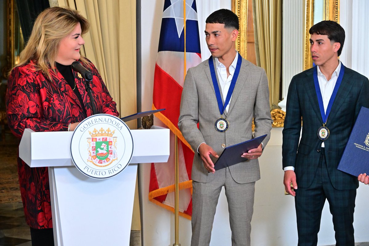 Jenniffer's tweet photo. Hoy reconocimos al puertorriqueño José L. Ortiz por conquistar la 152.ª edición del Kentucky Derby 2026 junto a Golden Tempo, llevando el nombre de Puerto Rico a lo más alto del deporte hípico internacional.

Su disciplina, trayectoria y pasión representan el talento y la excelencia de nuestra gente. Este triunfo histórico también refleja el legado de una familia profundamente ligada al hipismo y el orgullo de toda nuestra isla.

¡Felicidades a José, a su familia y a todo Puerto Rico por este gran logro!

-

Today we recognized Puerto Rican jockey José L. Ortiz for winning the 152nd edition of the 2026 Kentucky Derby alongside Golden Tempo, bringing the name of Puerto Rico to the highest level of international horse racing.

His discipline, career, and passion represent the talent, excellence, and determination of our people. This historic victory also honors the legacy of a family deeply connected to horse racing and fills our entire island with pride.

Congratulations to José, his family, and all of Puerto Rico on this extraordinary achievement!