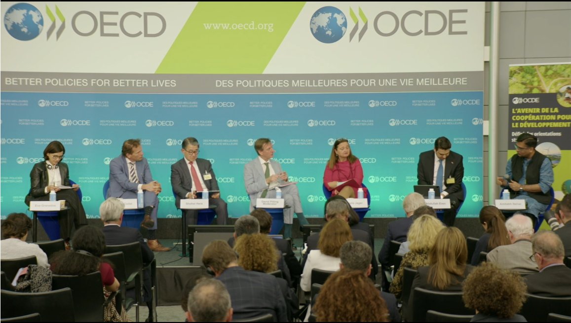 AmitabhBehar's tweet photo. I spoke yesterday at @OECD  #FDC2026 and I would like to share here five reflections I rose in the panel and in my conversations these two days.
1. Was shocked how everyone mentioned the context...but no one identified #Inequality as key element of it. This deserves a reflection.
2. I heard everywhere 'mutual interest' but this cannot be a rehash to reinforce power hirarchies.
3. Conversations were about economic growth, investment...again very few mentions to human rights, human development, etc. Worrying trend that needs to be considered in the ongoing reforms.
4. In a time of 'leveraging private finance' we need to come back to local led development. 
5. In Oxfam we are in a continuous process of reflection based on our feminist and decolonial principles.

Lastly, extremely relevant reflection by @Eva_Granados  on the governance of aid and the need to have Global South countries in it.

Thanking the OECD for this conference and looking forward to the forthcoming work on poverty and inequality.