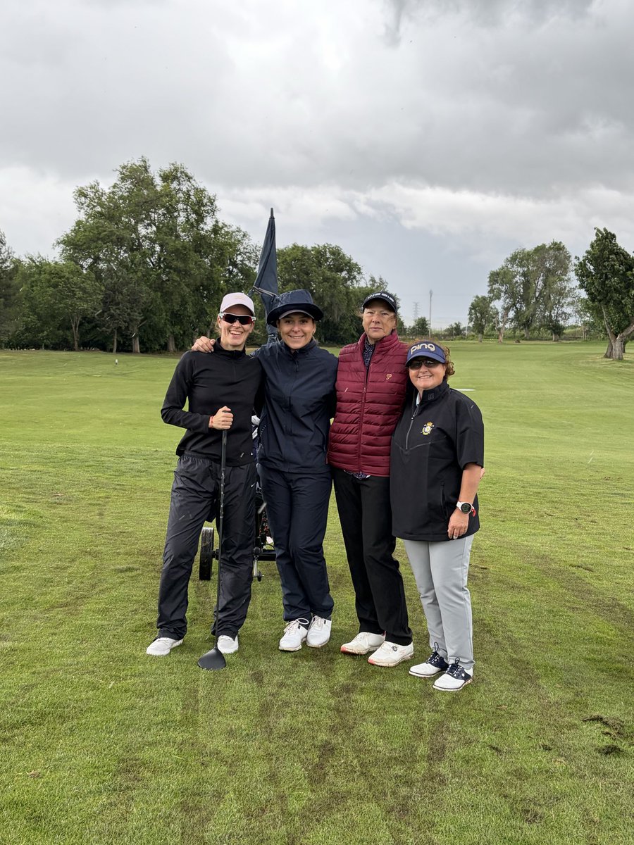 Fedgolfmadrid's tweet photo. ⛳ ¡Fin de semana de golf en los campos madrileños! 🌧️

Torneo de Clubes Sin Campo en El Robledal Golf

Mid-Amateur Femenino en la Base Aérea de Torrejón

Torneo de Segunda Categoría de Pitch &amp; Putt en Green Paddock

Copa RFGM powered by Costa del Sol en Las Encinas de Boadilla https://t.co/s4rF7P5tq8